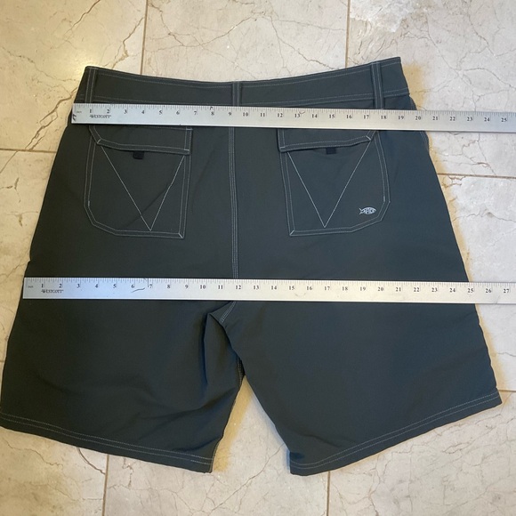 AFTCO Shorts, Army Green, NWOT, Flat Front, Zip, Belt Loops, Extra Pockets Sz 38 - Picture 10 of 14